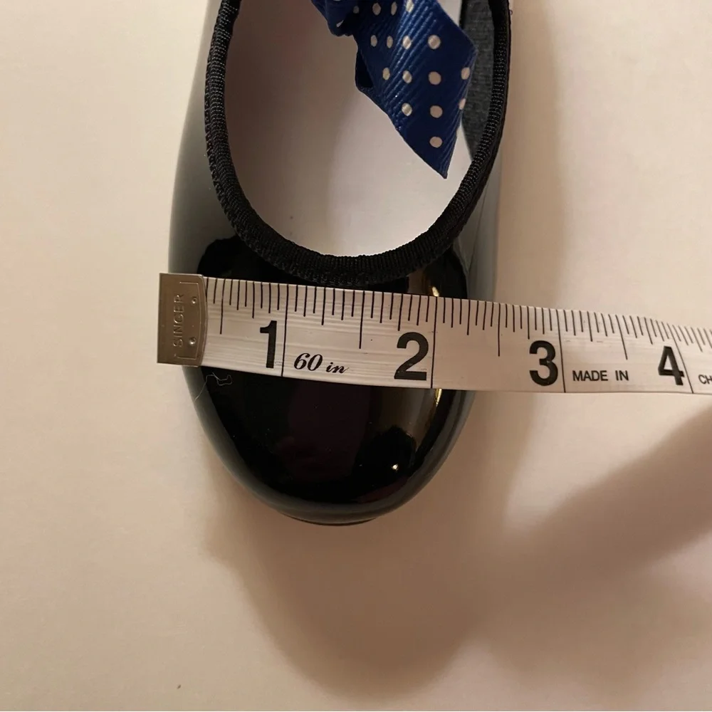 Spotlights Black Patent Tap Shoes w/ Polka Dot Bows - Size 9.5T